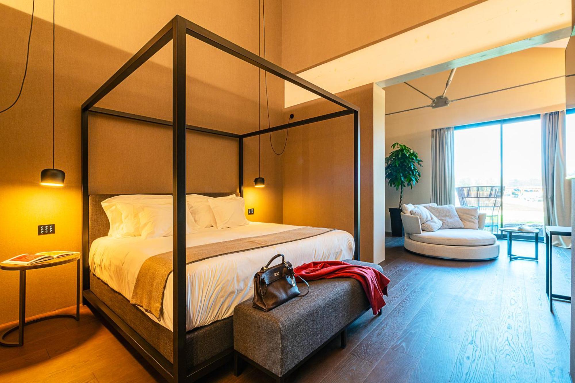 Hotel Le Cattedrali Relais By Laqua Collection Asti Esterno foto